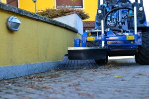Weed Brush - Multione